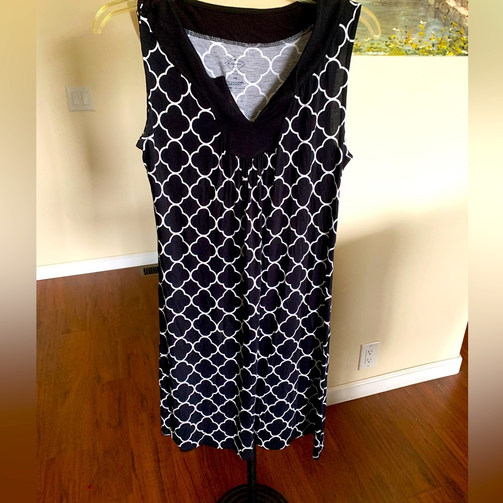 St. John's Bay black and White Patterned dress, excellent condition